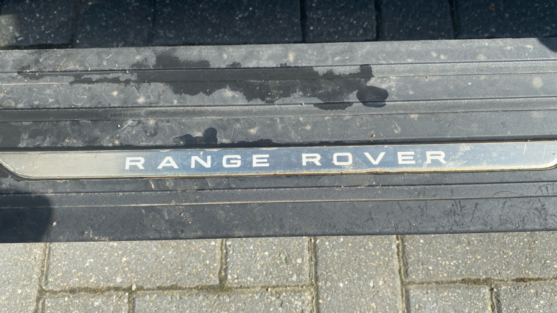 Land Rover Range Rover 4.4 P530 V8 First Edition 4dr Auto Petrol Estate